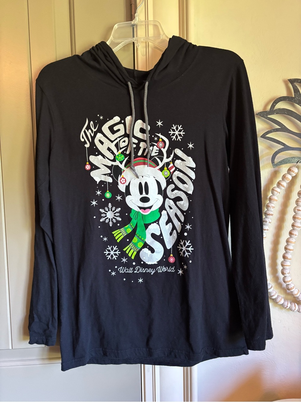 Walt Disney World Mickey Mouse christmas Holiday Hoodie Sweater, clothes